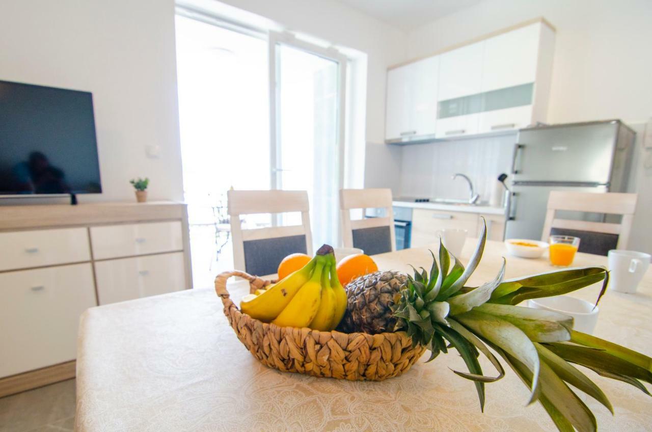 Apartments Sara 3 Bol Ngoại thất bức ảnh