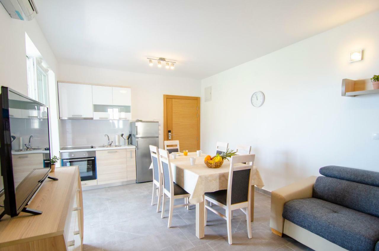 Apartments Sara 3 Bol Ngoại thất bức ảnh