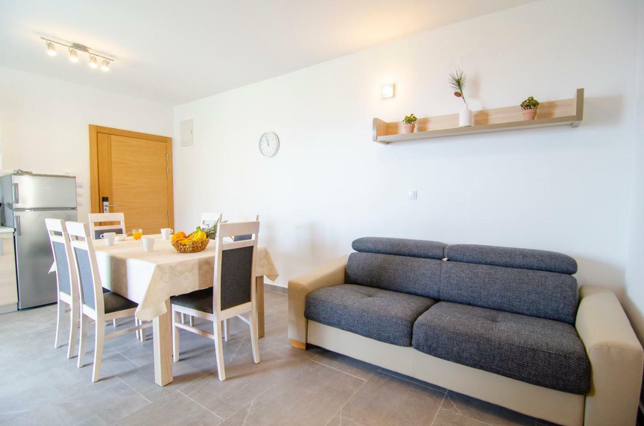 Apartments Sara 3 Bol Ngoại thất bức ảnh