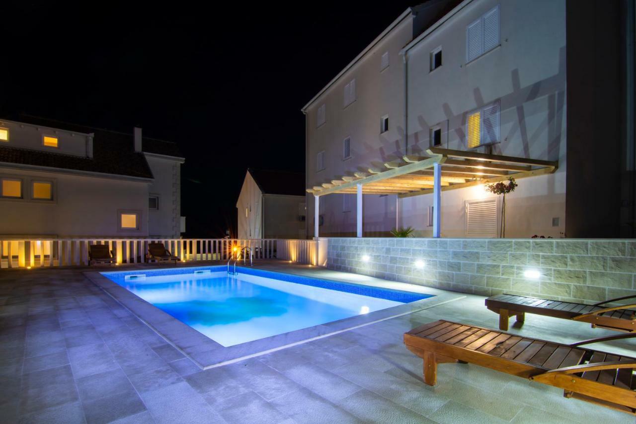 Apartments Sara 3 Bol Ngoại thất bức ảnh