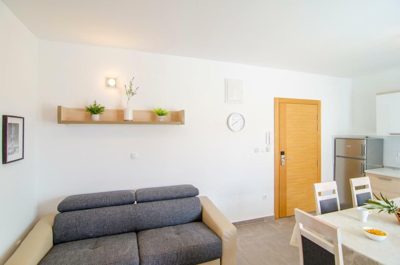 Apartments Sara 3 Bol Ngoại thất bức ảnh