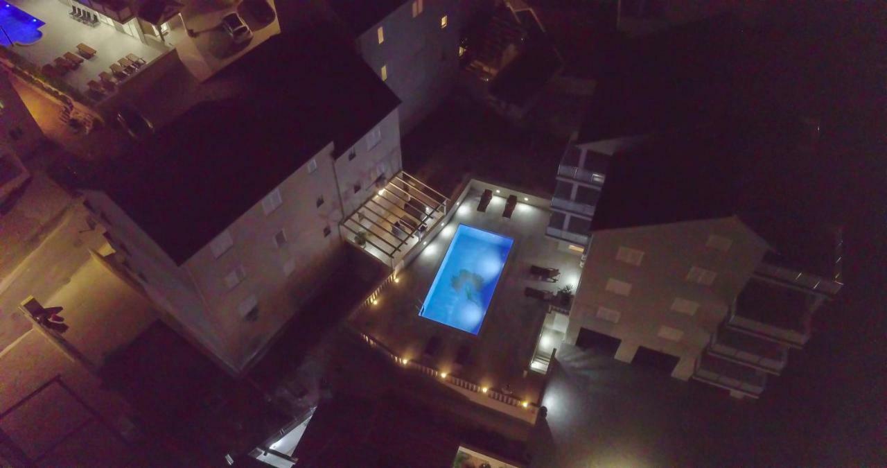 Apartments Sara 3 Bol Ngoại thất bức ảnh